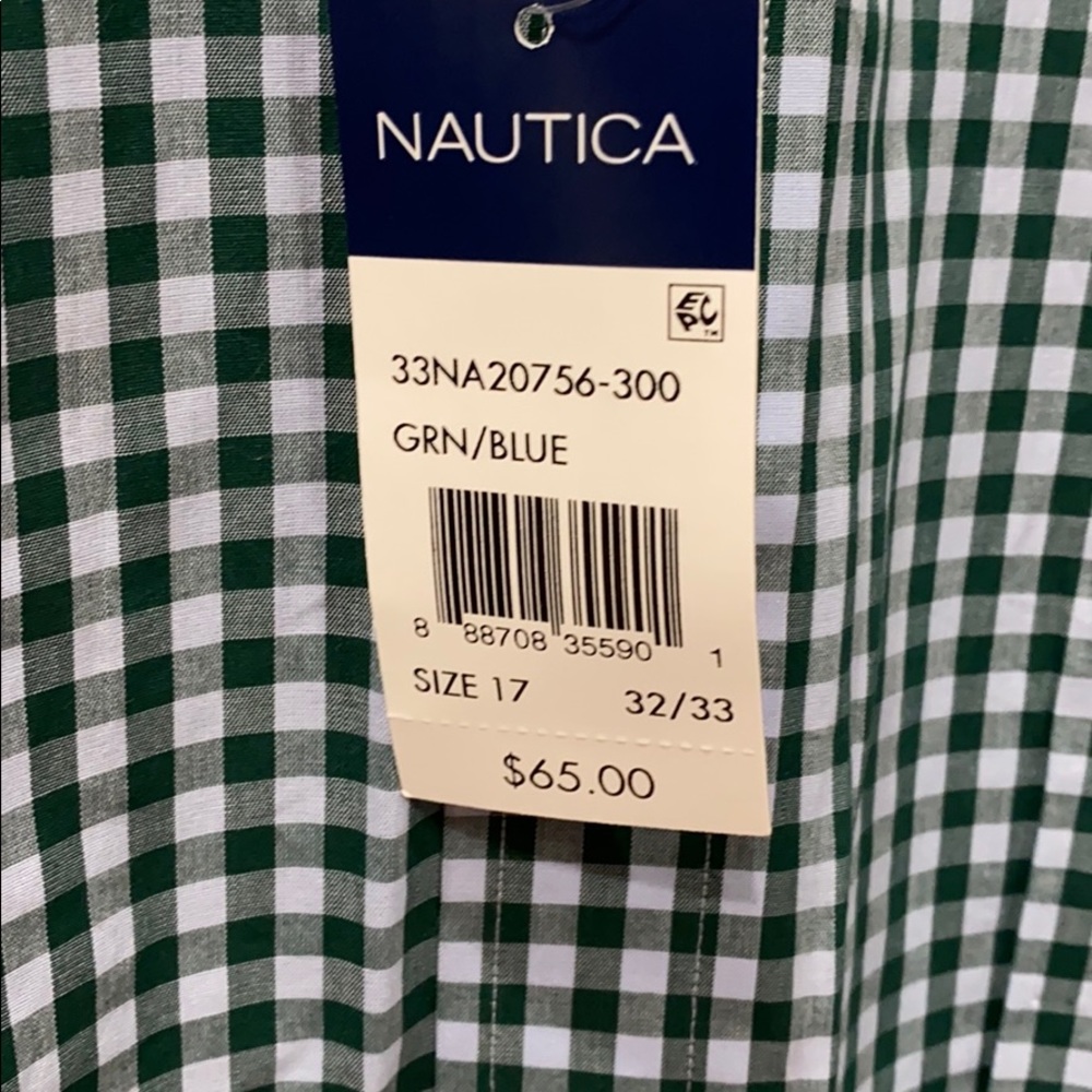 Men’s Nautica green plaid button down - Picture 3 of 5